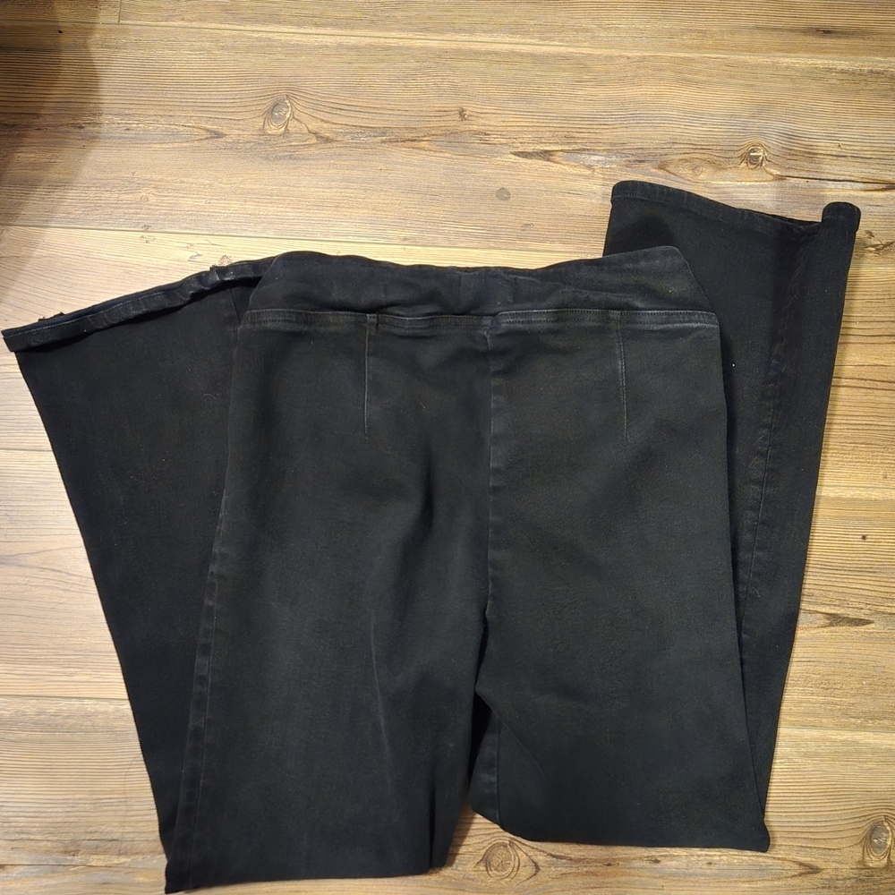 Frame Denim Black High-Rise Flare Jeans - Picture 8 of 8